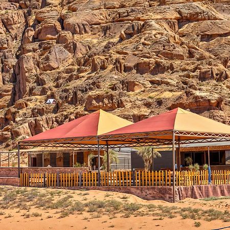 Wadi Rum Sunset Camp Kültér fotó